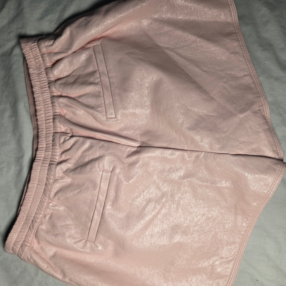 Grey Lab Shiny PU Shorts Light Pink Faux Leather High Waisted JJ1125P Size L NEW - Picture 9 of 10